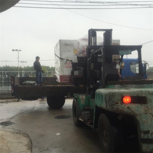 數(shù)控加工中心裝車(chē)中